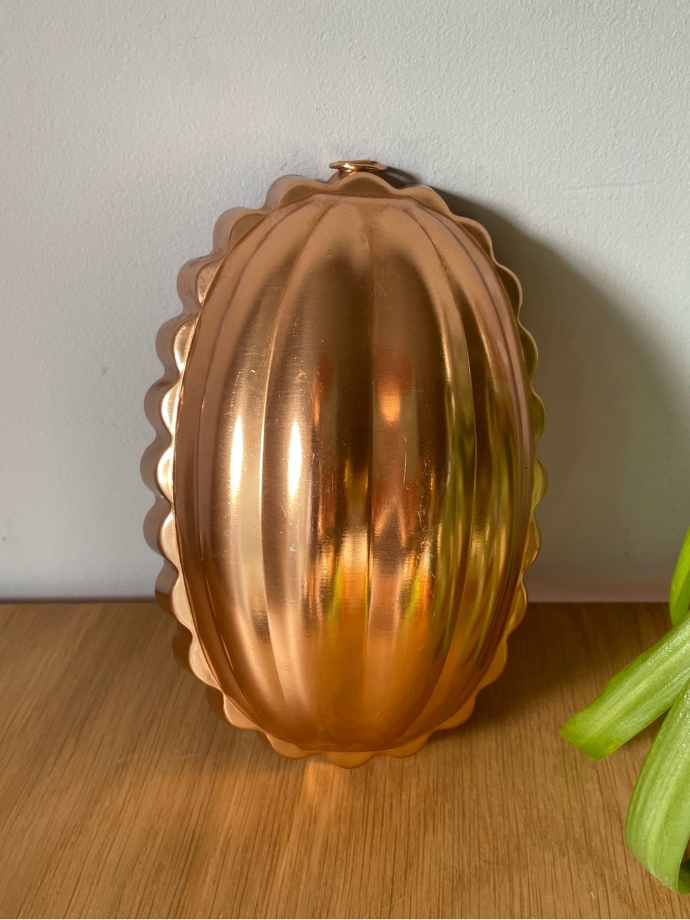 Vintage Copper-Anodized Aluminum Scalloped Jello Mold 2.5 Cup